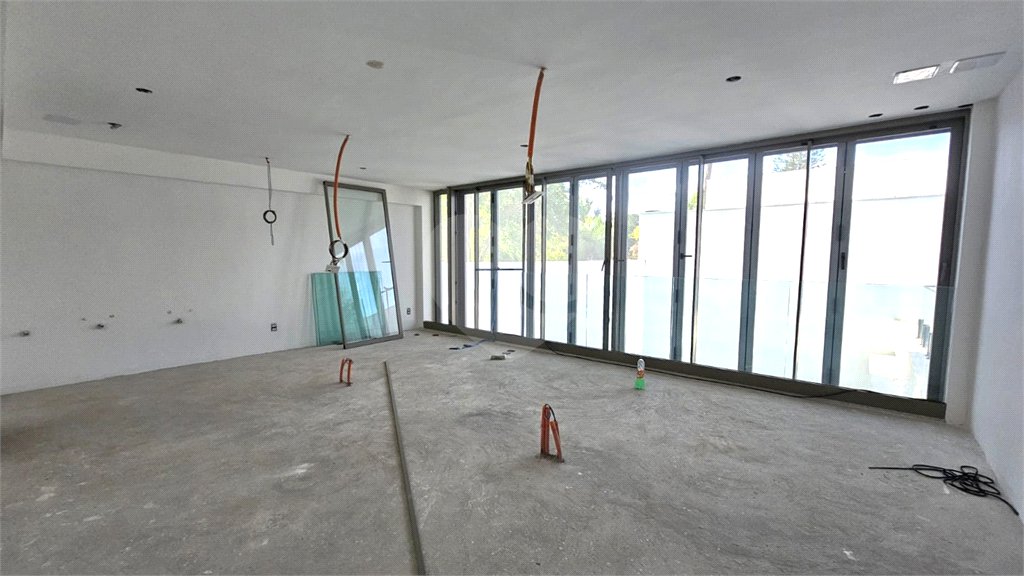 Casa à venda com 3 suítes no condomínio Residencial Heron 140, São Paulo - SP