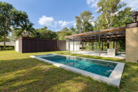 Casa à venda com 5 suítes no condomínio Chácara Flora, São Paulo - SP