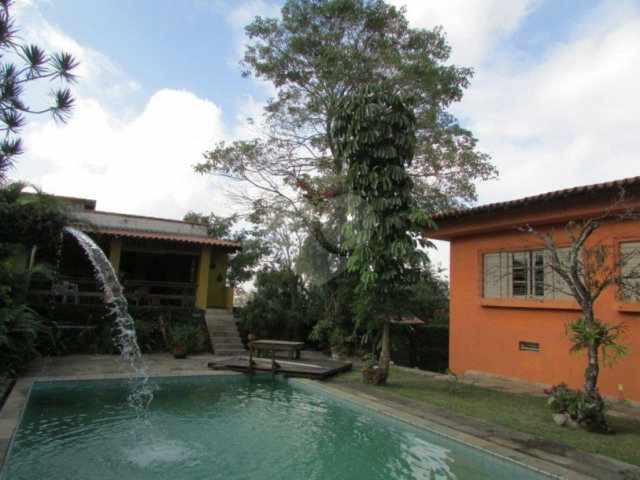 Casa Térrea à venda com 3 quartos, sendo 1 suíte,  em Jardim Virginia Bianca, São Paulo, SP