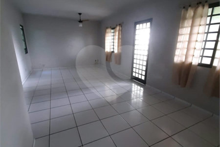 Sobrado à venda com 5 quartos, sendo 4 suítes, em Cidade Vista Verde, São José dos Campos, SP