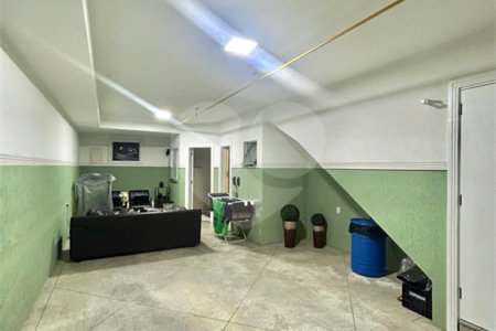 Casa à venda com 3 suítes no condomínio Itapuã XI, São Paulo - SP