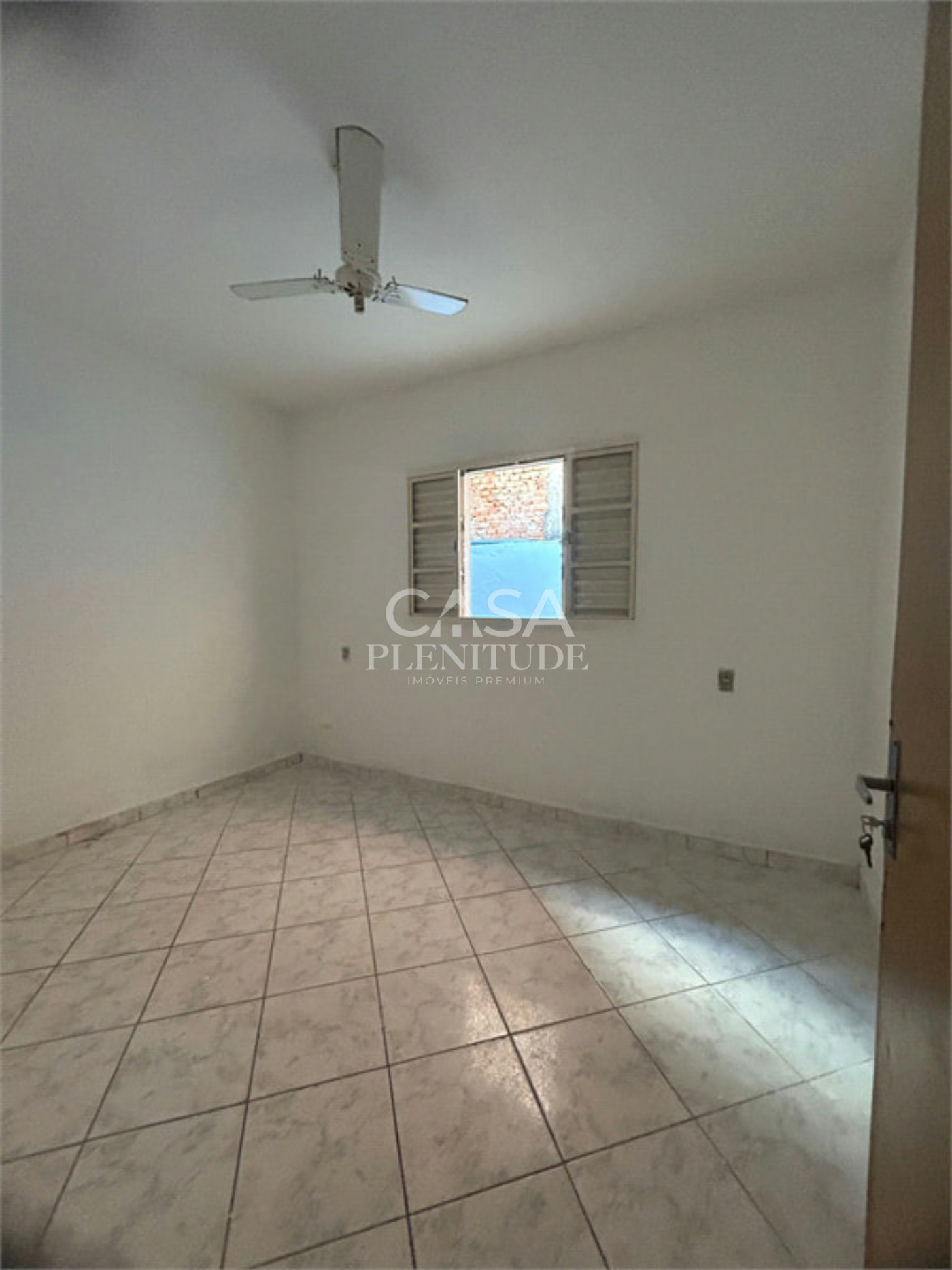Casa à venda com 2 quartos em Jardim Casa Branca, Sorocaba, SP