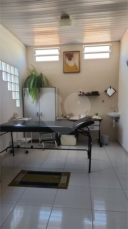 Casa à venda com 3 quartos, sendo 2 suítes, em Indianópolis, São Paulo, SP