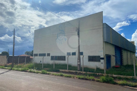 Galpão à venda ou para alugar em Jardim Eliana, Araraquara, SP
