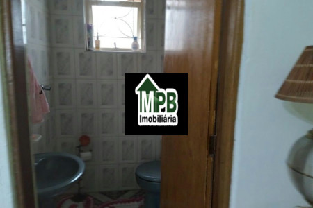 Sobrado à venda com 4 quartos, sendo 1 suíte, em Jardim Santo Amaro, Sorocaba, SP