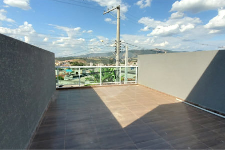 Casa à venda com 2 quartos, sendo 1 suíte,  em Jardim Imperial, Atibaia, SP