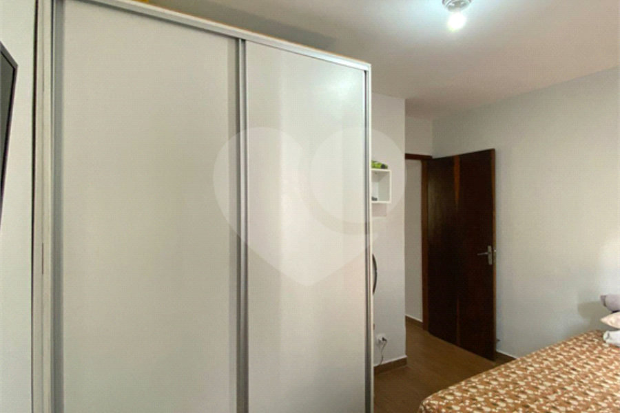 Sobrado à venda com 3 quartos, sendo 1 suíte, em Parada Inglesa, São Paulo, SP