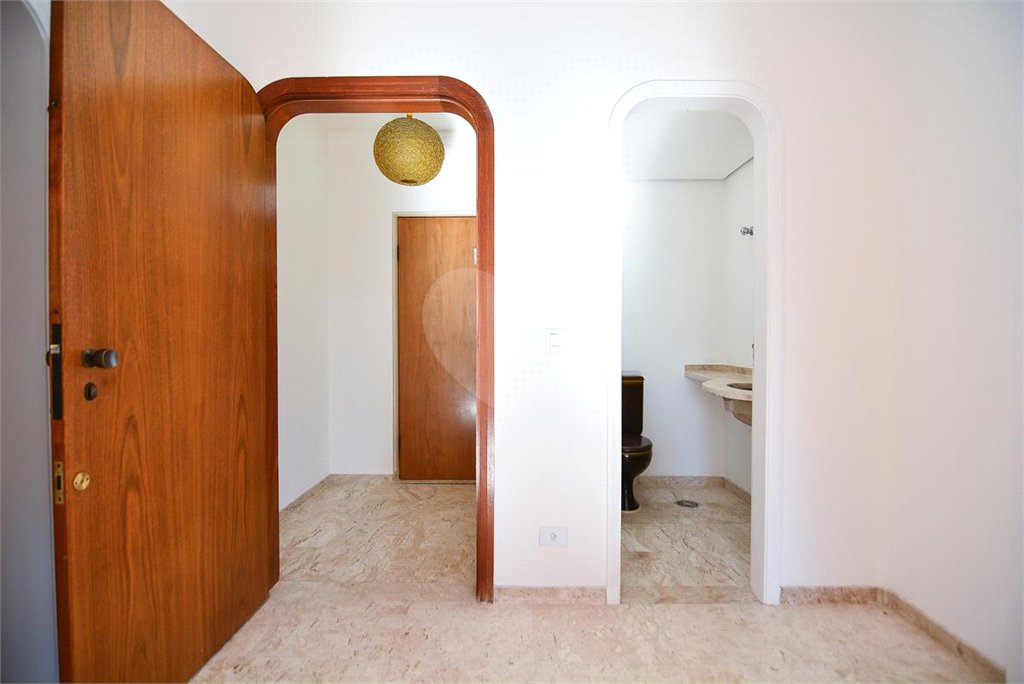 Apartamento à venda com 4 quartos, sendo 2 suítes,  em Brooklin Paulista, São Paulo, SP