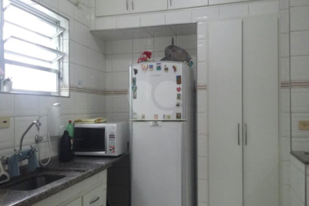 Casa à venda com 3 quartos, sendo 1 suíte, em Jardim Pinheiros, São Paulo, SP