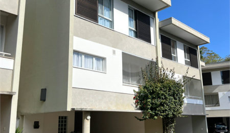 Casa à venda com 4 quartos, sendo 3 suítes, no condomínio Domus, São Paulo - SP