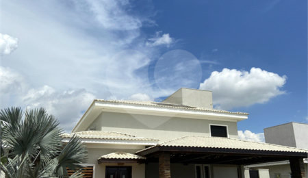 Casa à venda com 6 quartos, sendo 4 suítes,  no condomínio Palmeiras Imperiais, Salto - SP