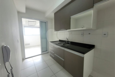 Apartamento à venda com 3 quartos, sendo 1 suíte, em Barra Funda, São Paulo, SP