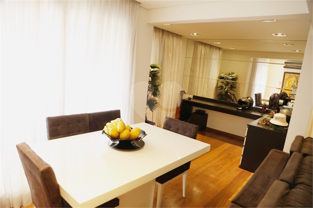 Apartamento à venda com 3 quartos, sendo 2 suítes, em Santana, São Paulo, SP