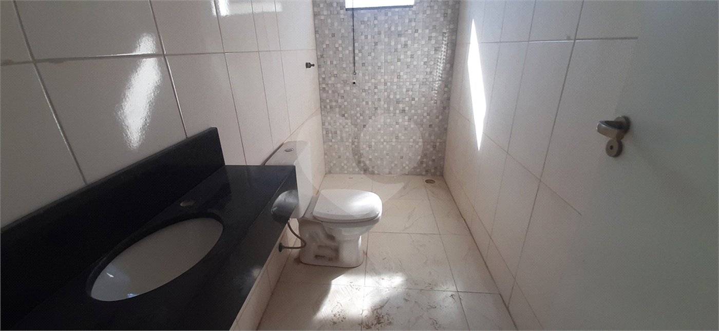 Sobrado à venda com 3 quartos, sendo 1 suíte, em Serra da Cantareira, Mairiporã, SP