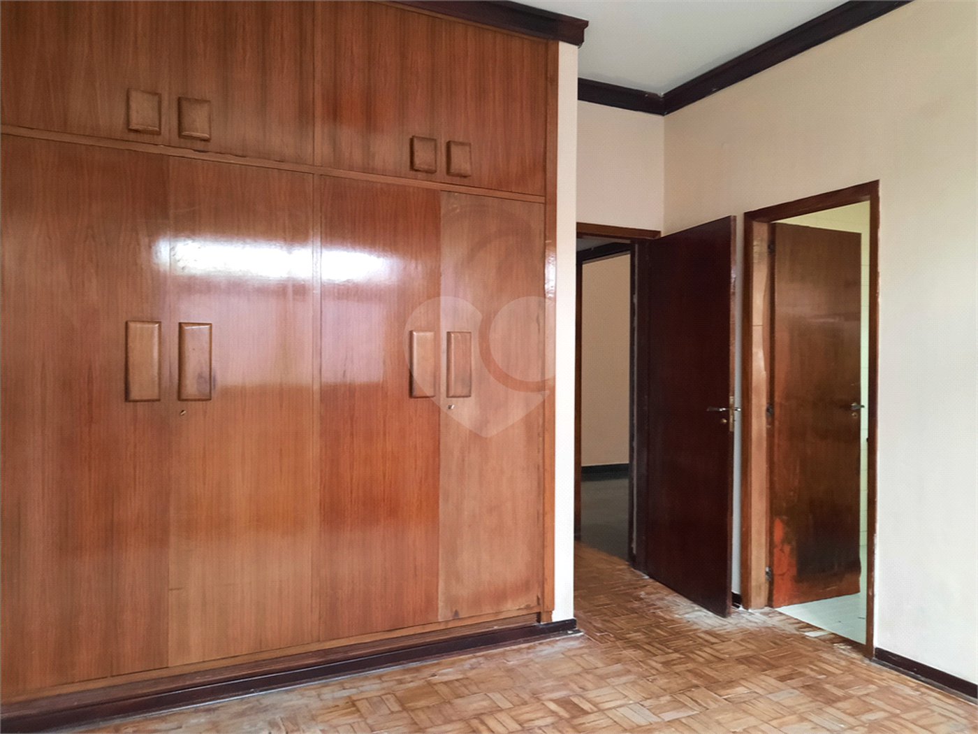 Casa Térrea à venda com 3 suítes em Interlagos, São Paulo, SP