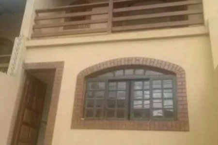 Sobrado à venda com 3 quartos, sendo 2 suítes,  em Jardim Monte Kemel, São Paulo, SP