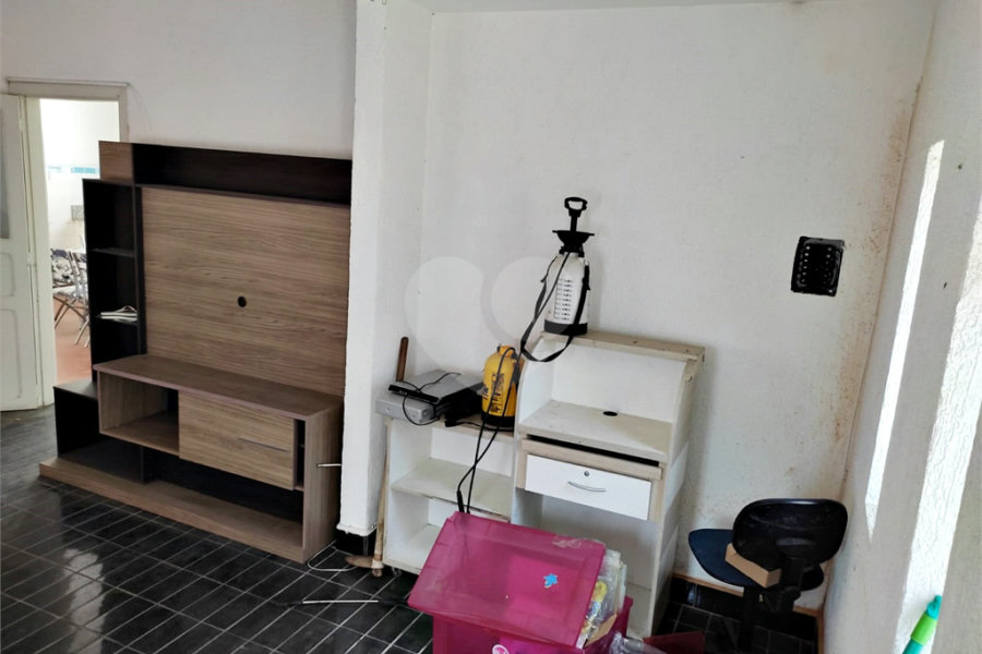 Casa Térrea à venda com 3 quartos em Horto, São Paulo, SP