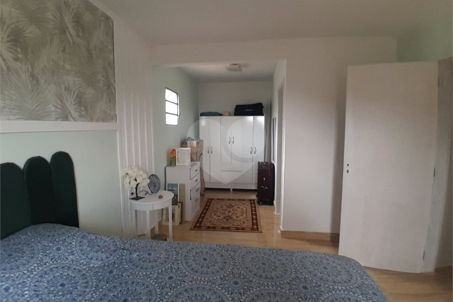 Sobrado à venda com 3 quartos, sendo 1 suíte, em Serra da Cantareira, Mairiporã, SP