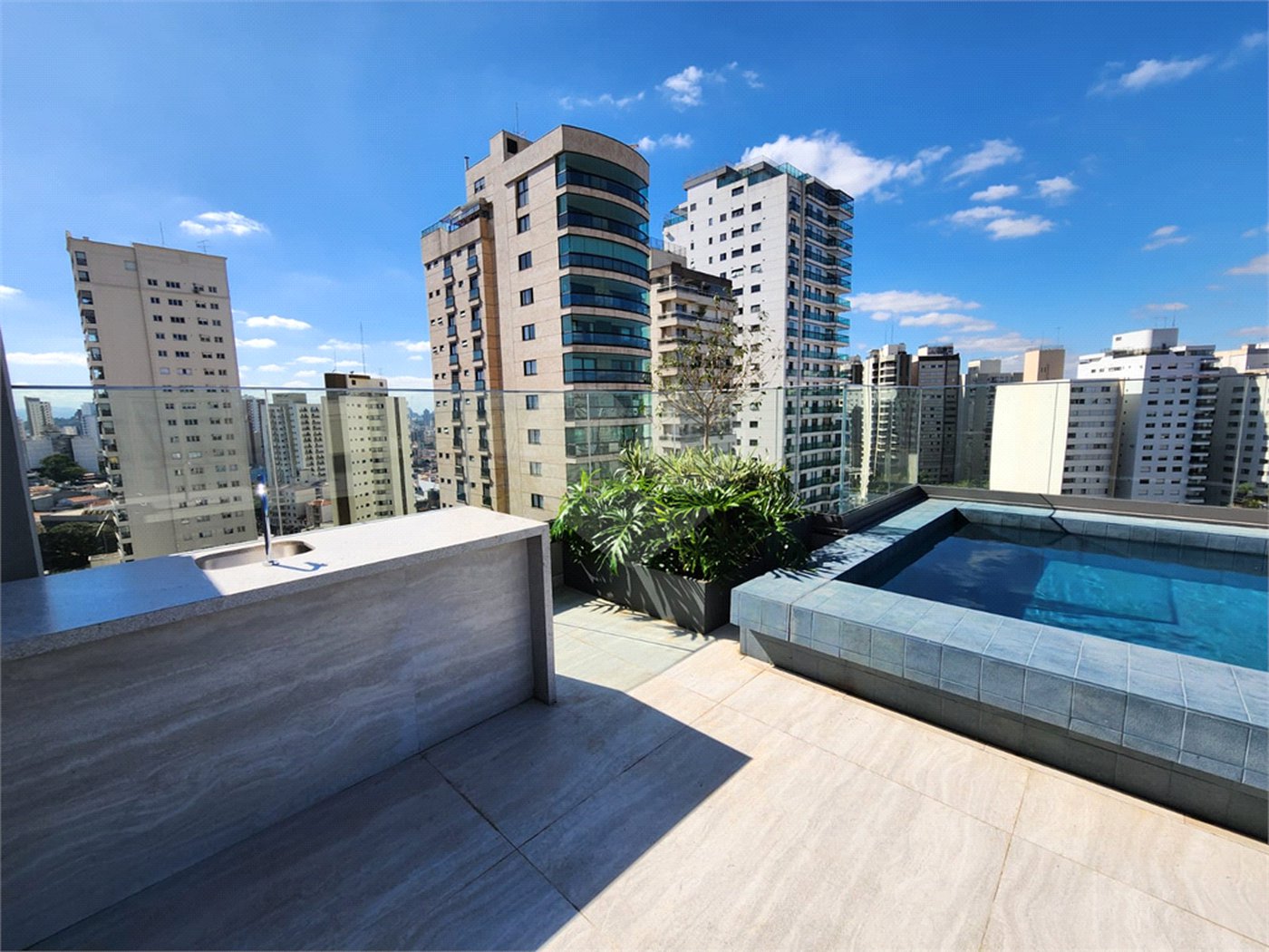 Apartamento à venda ou para alugar com 1 suíte em Santana, São Paulo, SP