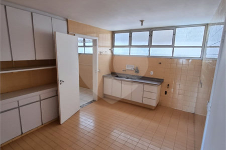 Apartamento à venda com 3 quartos, sendo 1 suíte, em Perdizes, São Paulo, SP