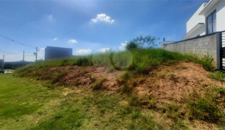 Terreno à venda no condomínio Reserva Jatobás, Louveira - SP