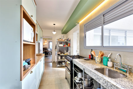 Apartamento à venda com 3 suítes em Jardim Marajoara, São Paulo, SP