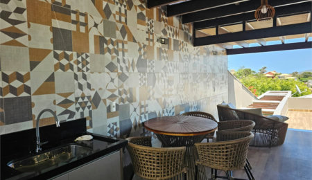 Hotel à venda com 22 quartos, sendo 20 suítes,  em Geribá, Armação dos Búzios, RJ