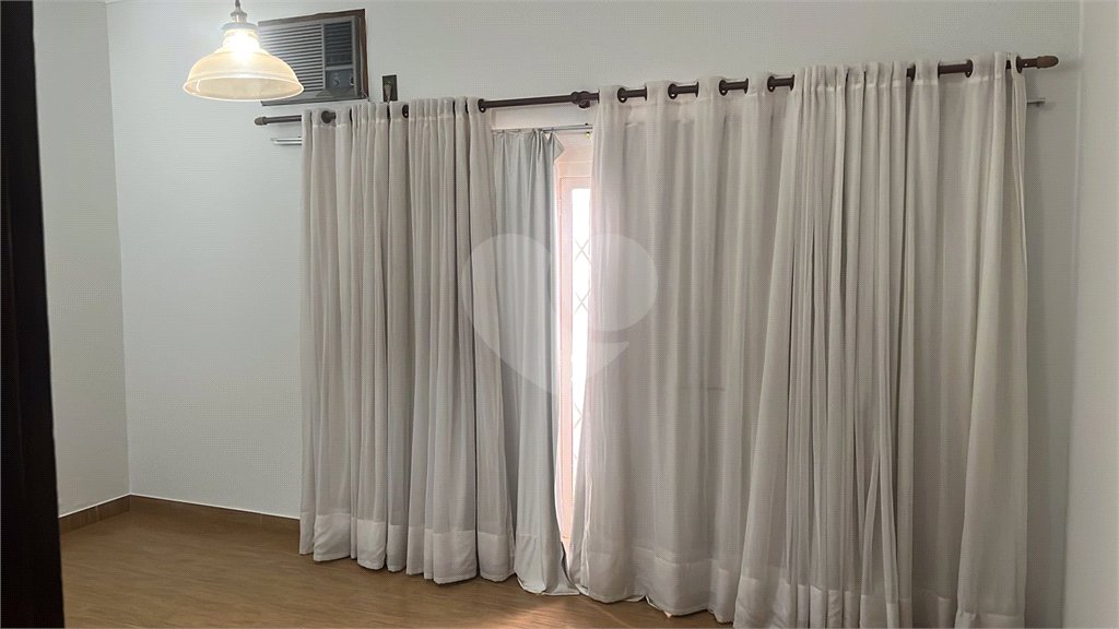 Casa à venda com 3 quartos, sendo 1 suíte, em Vila Progresso, Araraquara, SP