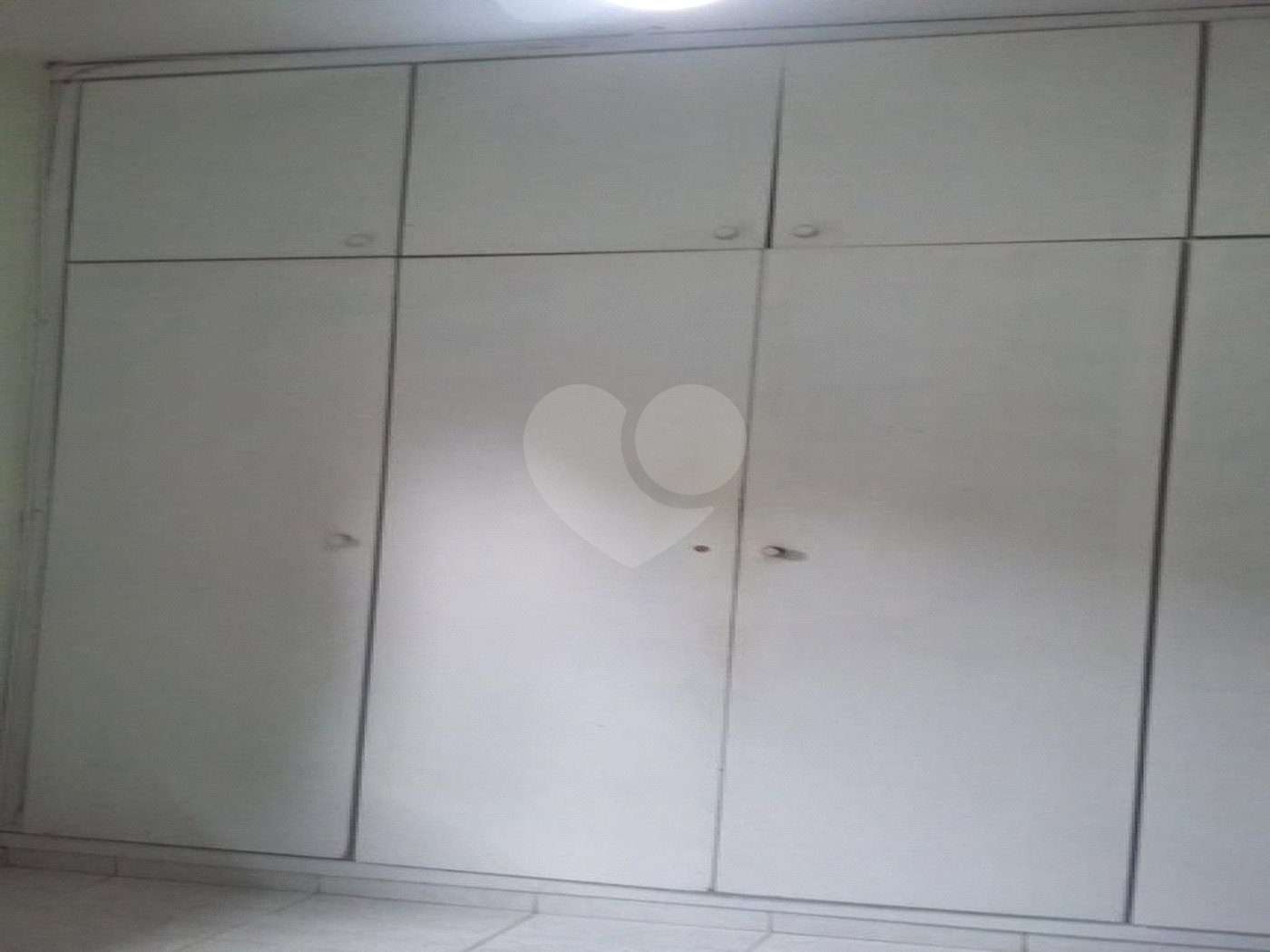Casa à venda com 3 quartos, sendo 1 suíte, em Jardim Pinheiros, São Paulo, SP
