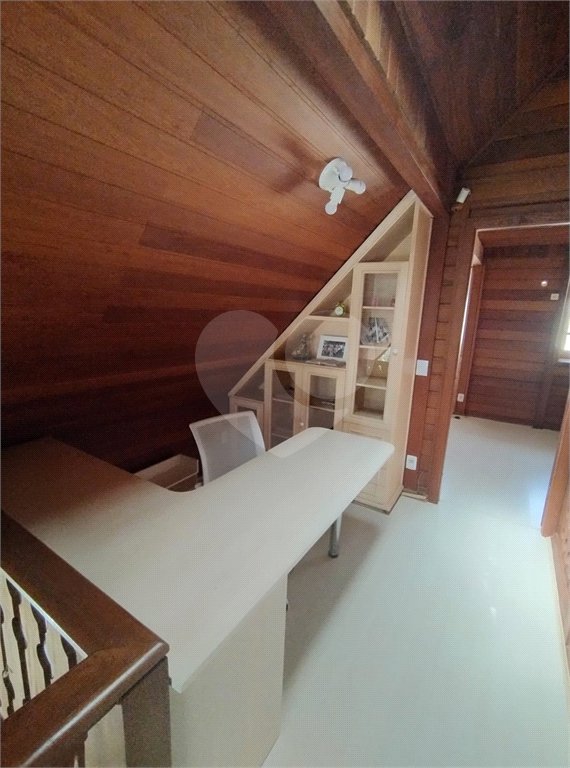 Casa à venda com 3 quartos, sendo 1 suíte, no condomínio Bosque de Greviléa, Vinhedo - SP