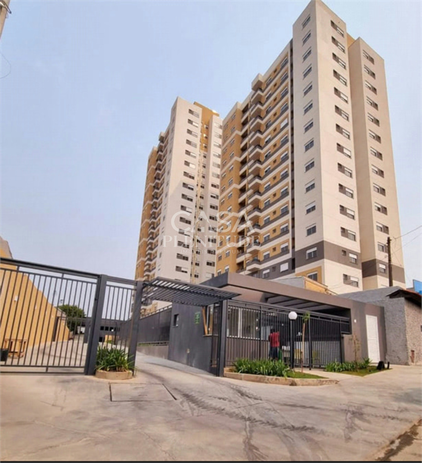 Apartamento à venda ou para alugar com 3 quartos, sendo 1 suíte,  em Jardim Santa Rosália, Sorocaba, SP