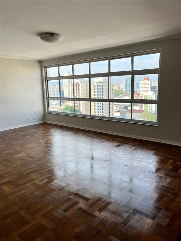 Apartamento à venda com 3 quartos, sendo 1 suíte, em Lapa, São Paulo, SP
