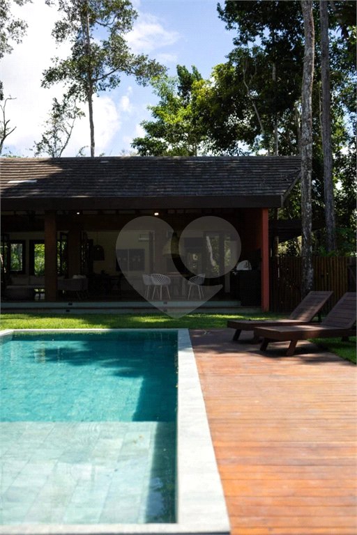 Casa à venda com 4 suítes, no Centro / Arraial D'ajuda, Porto Seguro, BA