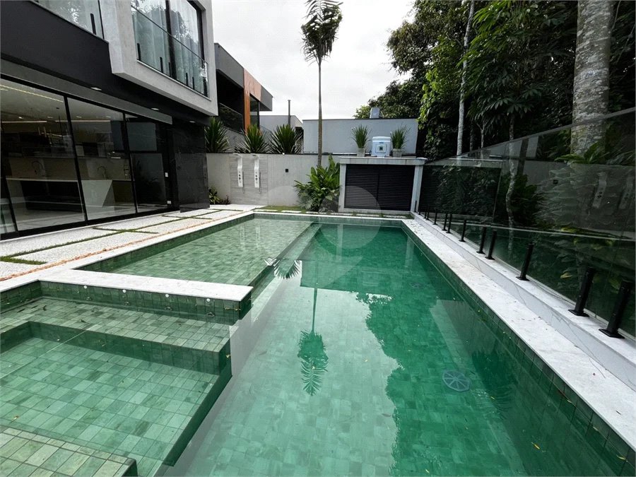 Casa à venda com 5 suítes em Riviera de São Lourenço, Bertioga, SP