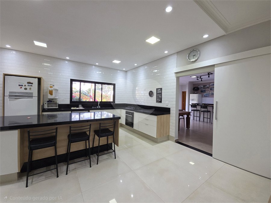 Casa à venda com 3 suítes no condomínio Village Ipanema I, Araçoiaba da Serra - SP