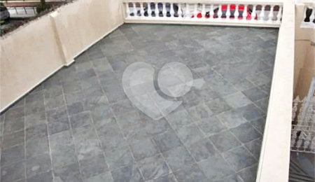 Sobrado à venda com 4 quartos em Santana, São Paulo, SP