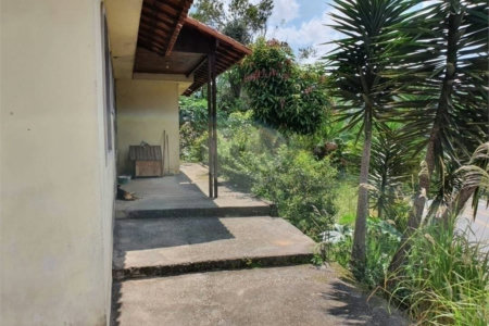 Casa à venda com 3 quartos, sendo 1 suíte, em Jardim Ikeda, Suzano, SP