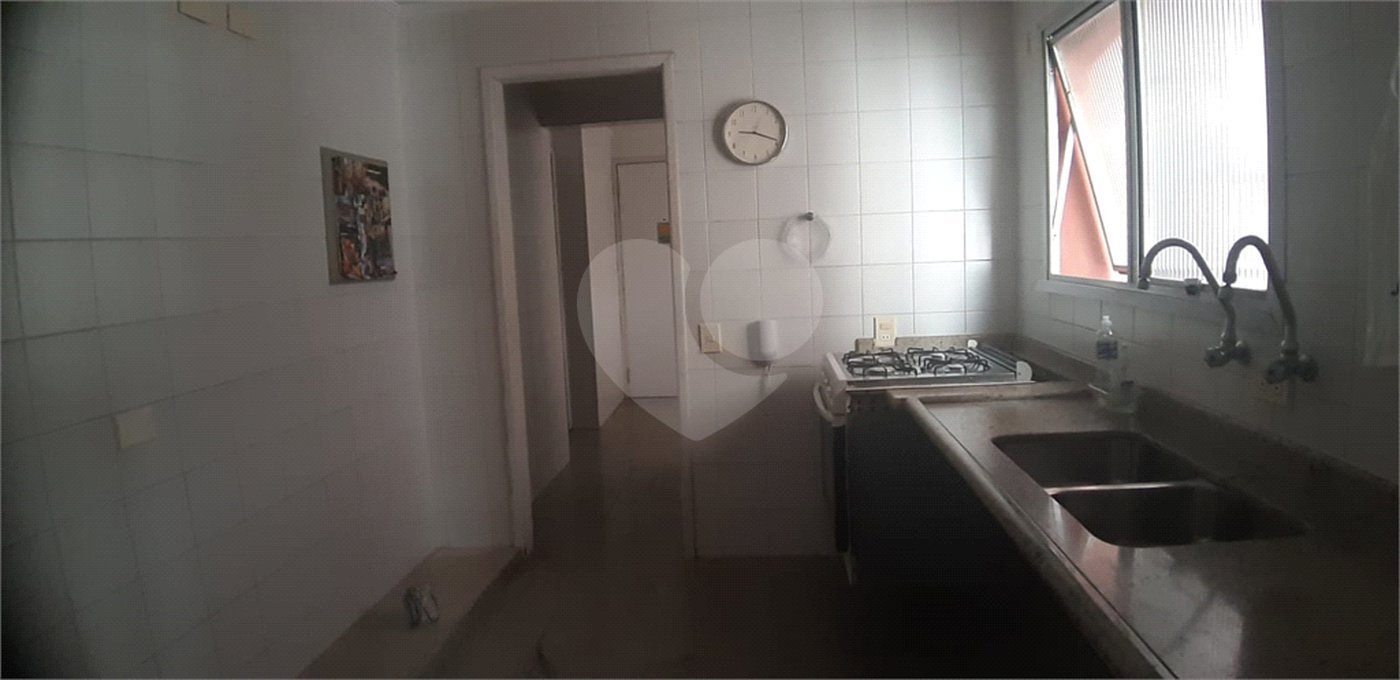 Apartamento à venda com 3 quartos, sendo 1 suíte, em Pinheiros, São Paulo, SP
