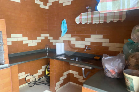 Casa à venda com 3 suítes em Vila Carrão, São Paulo, SP