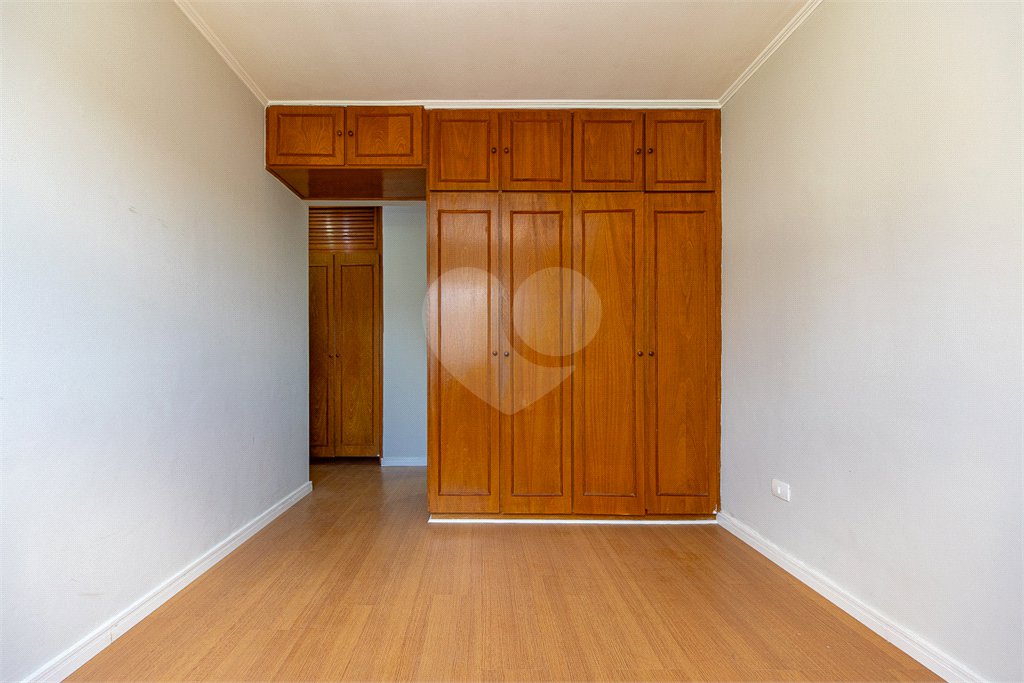 Apartamento à venda com 3 quartos, sendo 1 suíte,  em Brooklin, São Paulo, SP