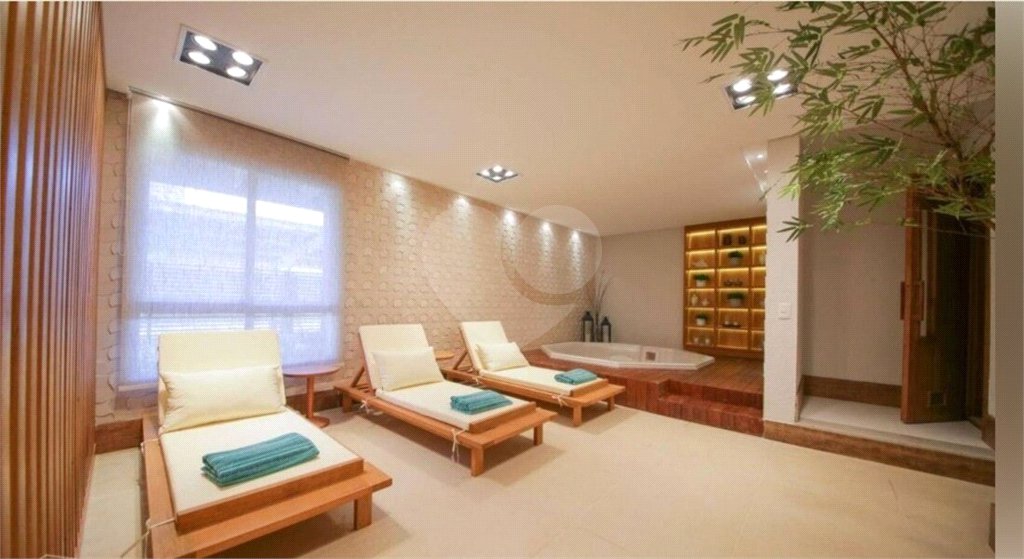 Apartamento à venda com 3 quartos, sendo 1 suíte,  em Tatuapé, São Paulo, SP