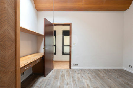 Casa à venda com 4 suítes em Alto da Lapa, São Paulo, SP