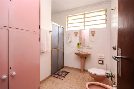 Casa à venda com 3 quartos, sendo 1 suíte, em Alto da Lapa, São Paulo, SP