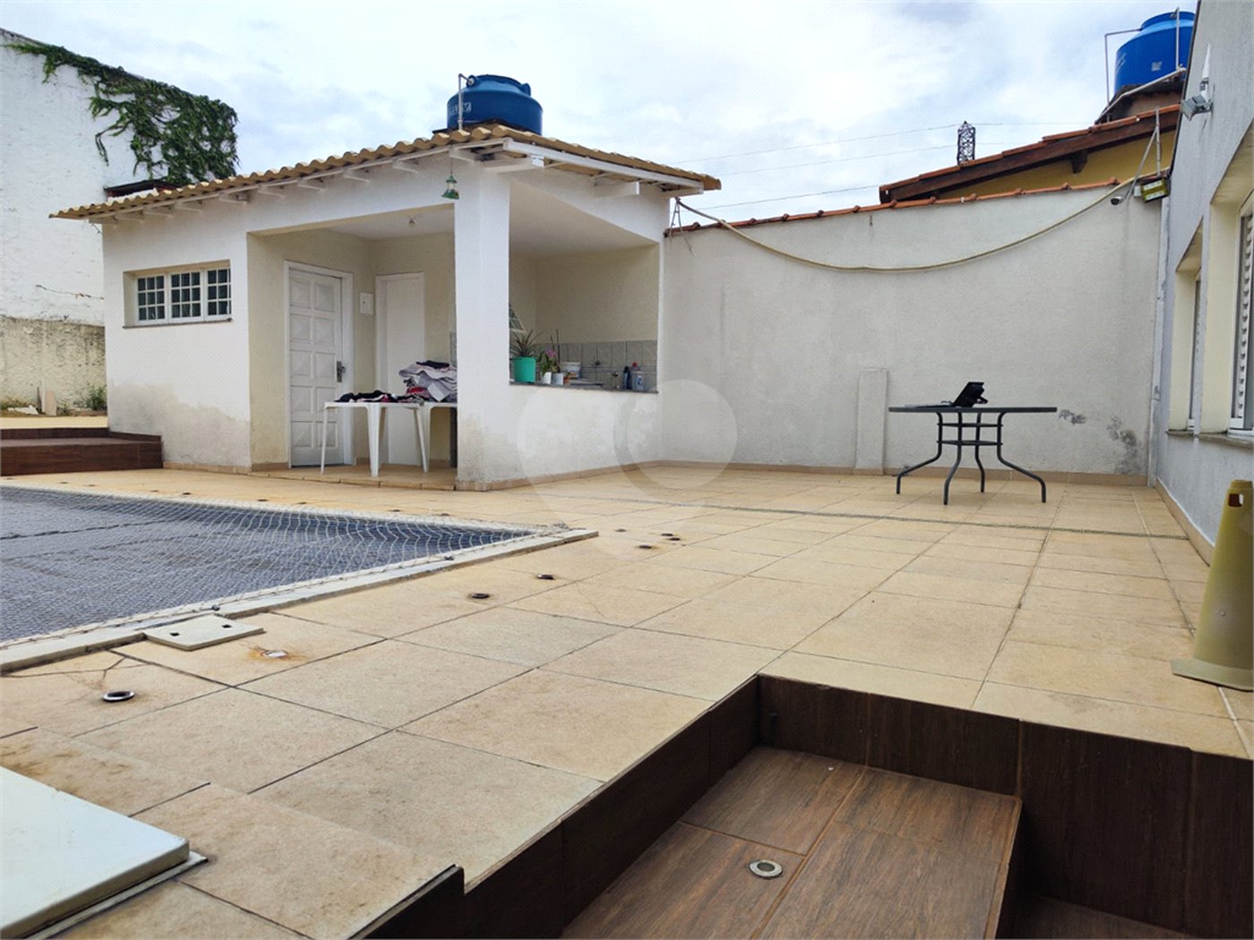 Sobrado à venda com 2 quartos em Jardim Emília, Sorocaba, SP