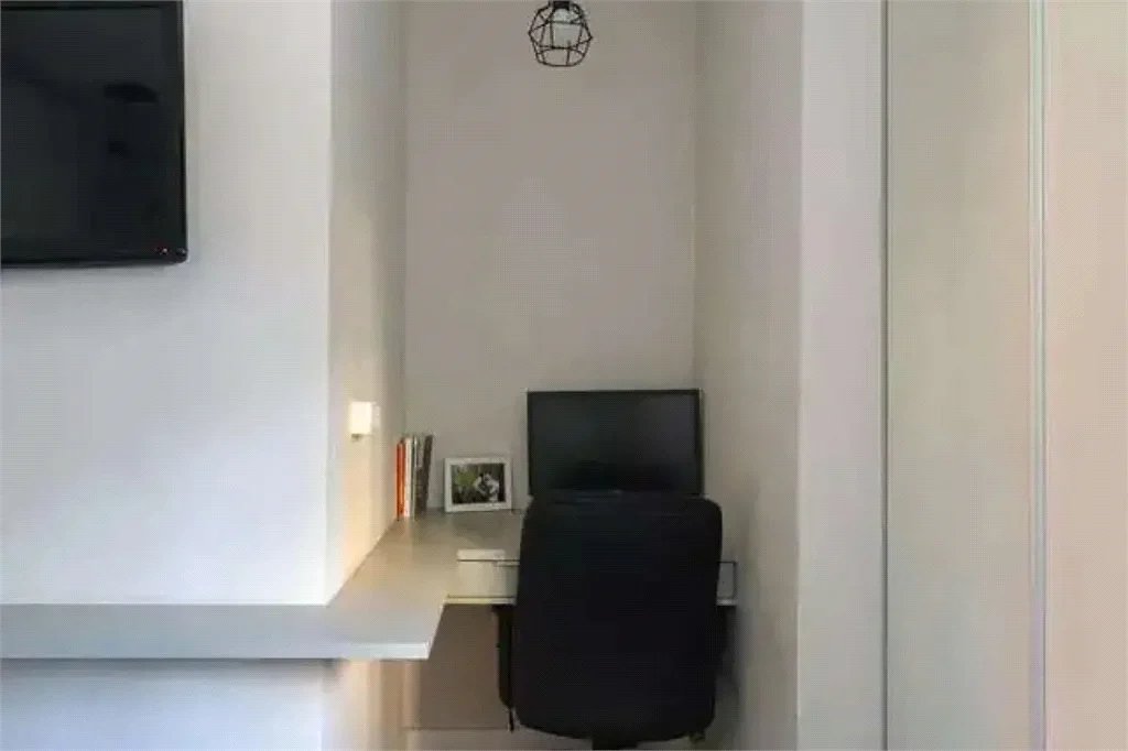 Casa à venda com 2 quartos, sendo 1 suíte, no condomínio Cube Real Parque, São Paulo - SP