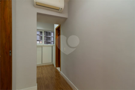 Apartamento à venda com 3 quartos, sendo 1 suíte, em Jardim Paulista, São Paulo, SP
