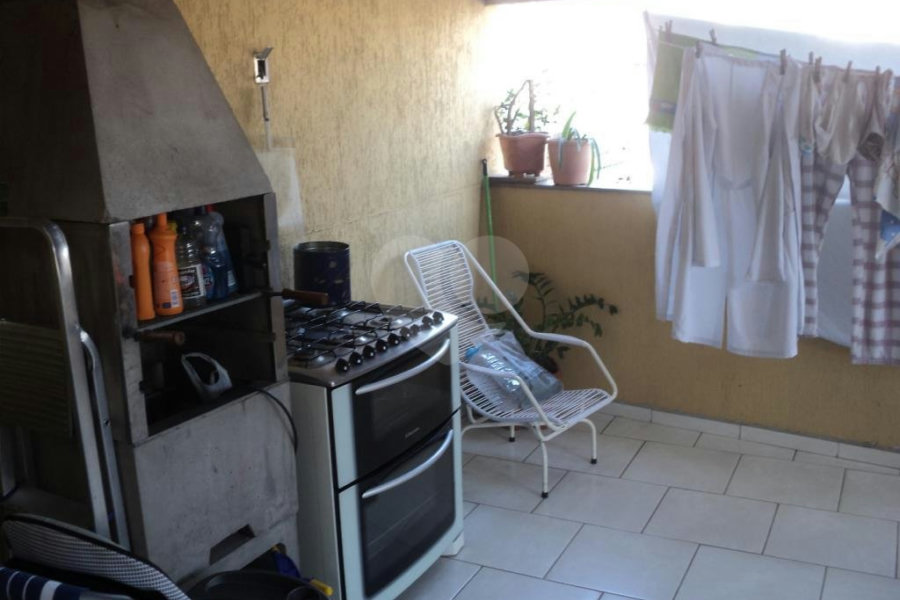 Casa Térrea à venda com 3 suítes em Vila Paulicéia, São Paulo, SP