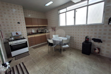 Casa à venda com 4 quartos, sendo 1 suíte, em Tijuca, Rio de Janeiro, RJ