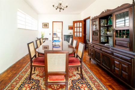 Casa Térrea à venda com 4 quartos, sendo 1 suíte, em Jardim Marajoara, São Paulo, SP