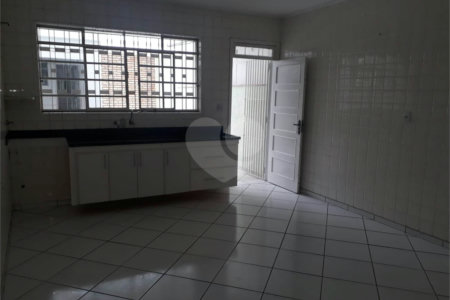 Sobrado à venda com 3 quartos em Jardim Franca, São Paulo, SP